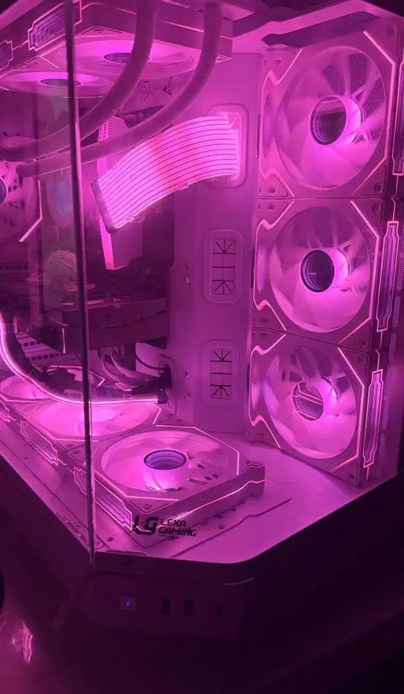 Pc gaming aquarium case