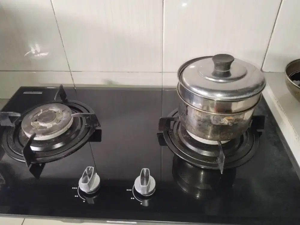 Kompor tanam rinnai dan dispenser
