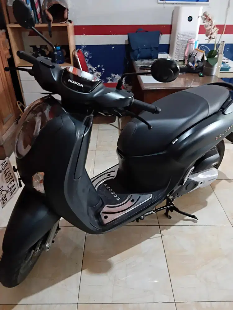 Scoopy hitam doff keyless gbm bisa tunai kredit