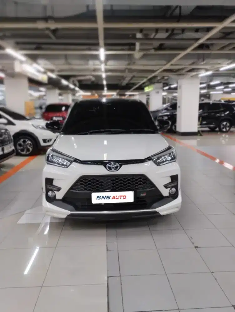 TOYOTA RAIZE GR AT 2022