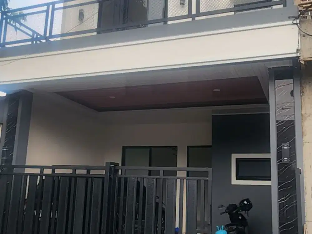 Rumah 2 Lantai  samping masjid Graha Pratama Citra Raya