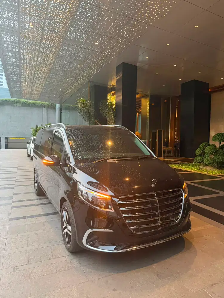Mercy Mercedes Benz V260 AMG Facelift 2020
