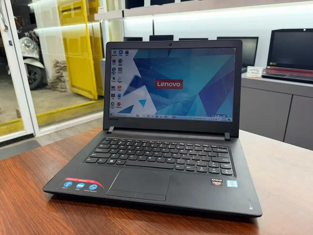 Laptop lenovo core i3 + vga radeon normal