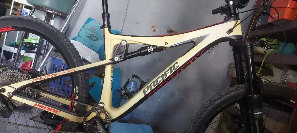 Sepeda pacific sceleton lx 2.0 Mtb fullsus carbon