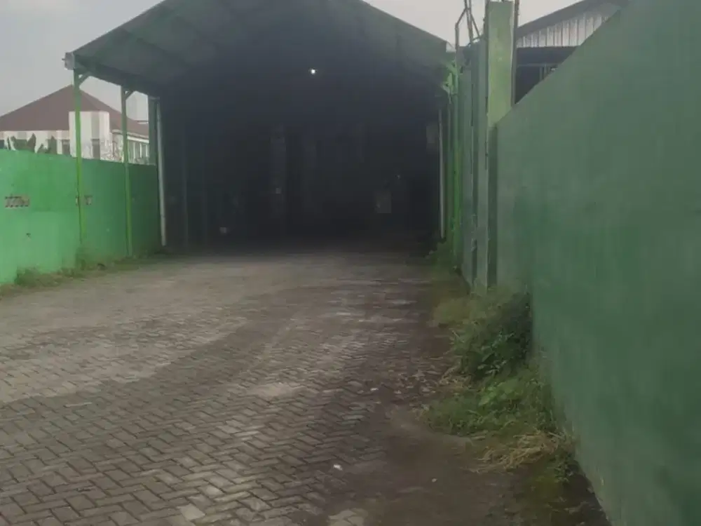 Gudang Serbaguna Disewakan Lokasi Mangku jalan Ringroad Selatan