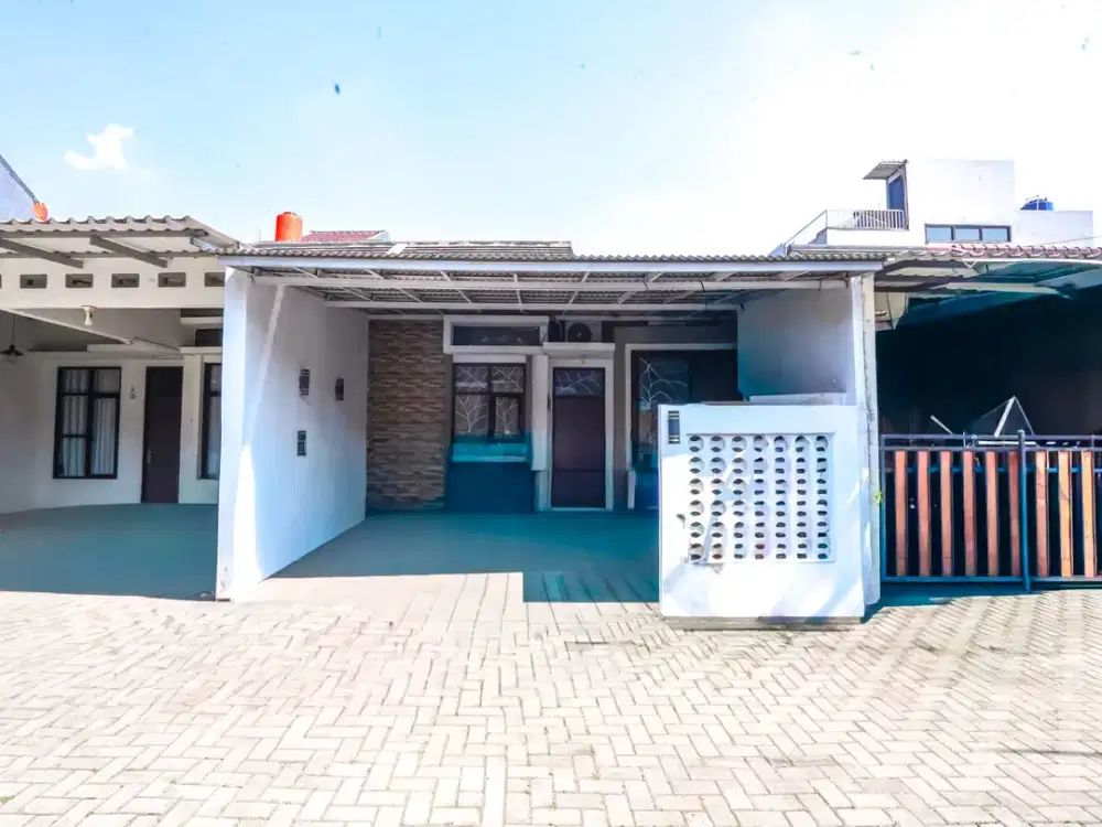 Rumah SHM Hadap Selatan 10 Menit ke RS Citra Medika Depok Siap KPR J-51131