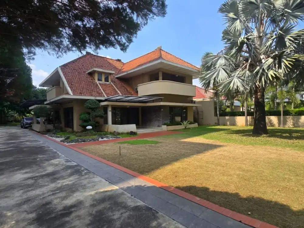 Dijual Rumah Lokasi Pusat Kota Dekat Dengan Lapangan Pancasila Di Jl. Gajah Mada Semarang