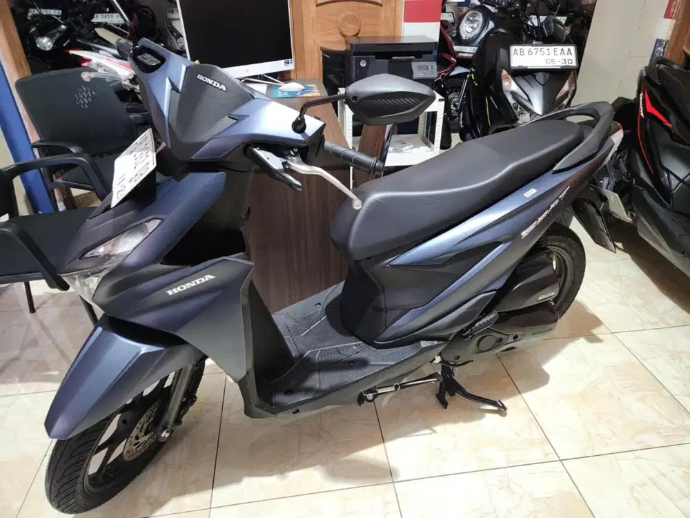 Beat 2024 deluxe keyless biru doff remote 2 gbm