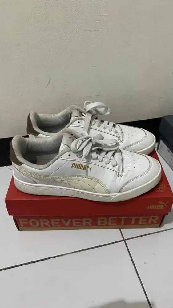 Sepatu Puma Ukuran 40.5