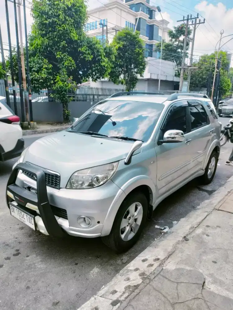 Toyota rush tahun 2012