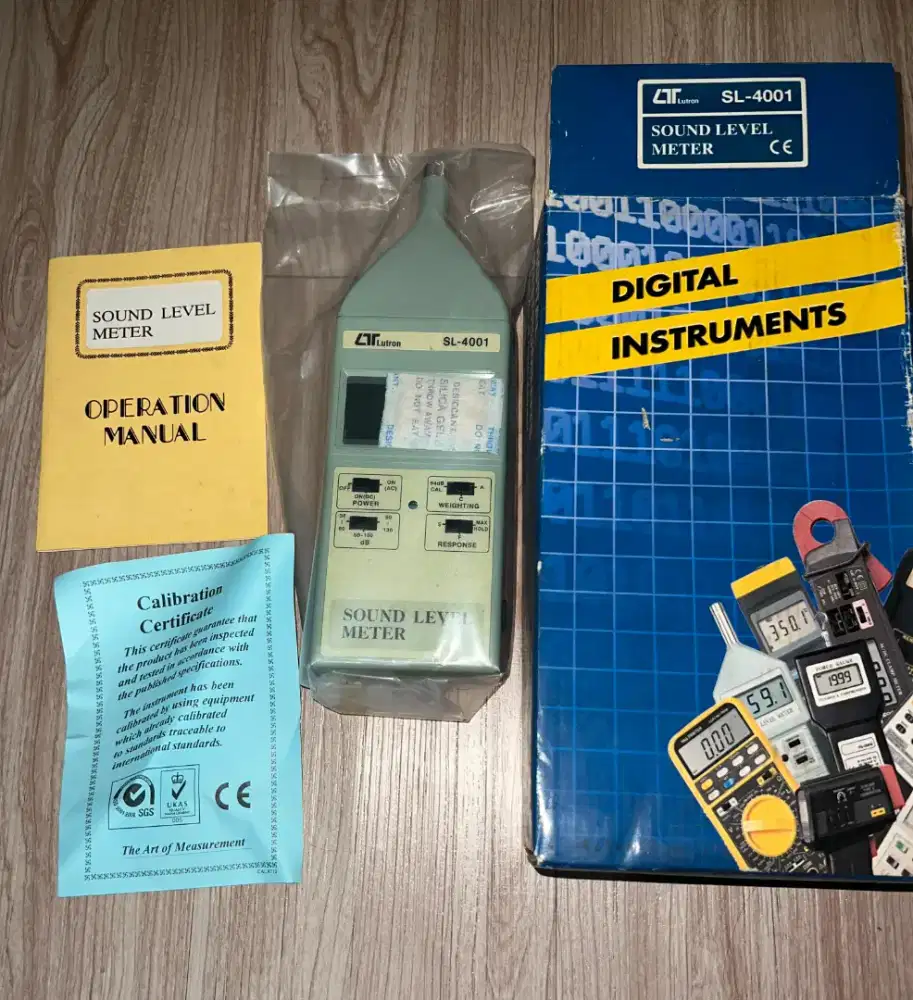 Lutron SL-4001 adalah sound level meter digital
