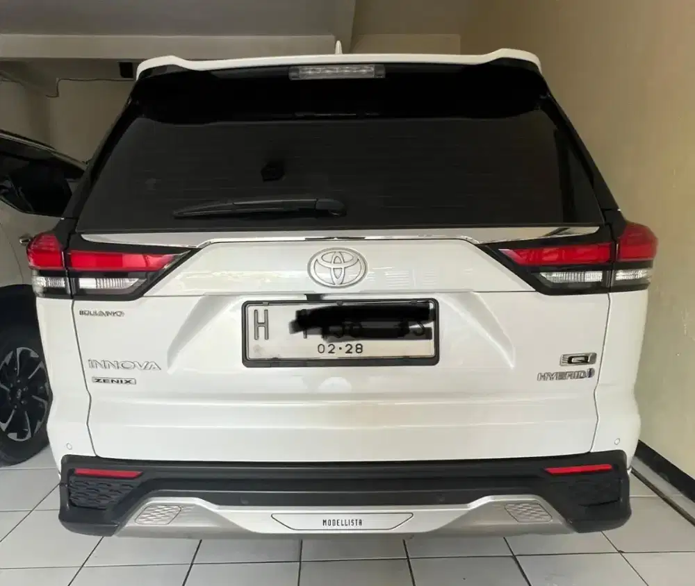 Zenix Q hybrid modelista 2022 putih istmw