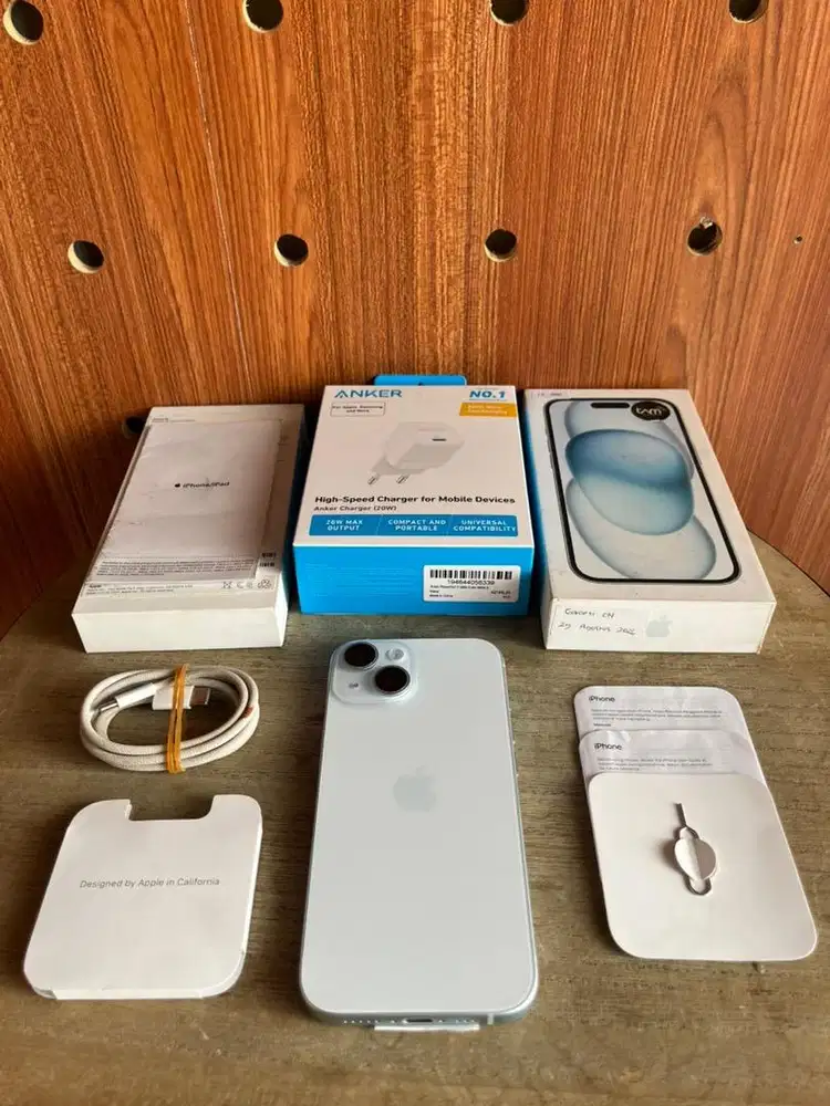 Second iBox Garansi On iPhone 15 256GB Blue Fullset