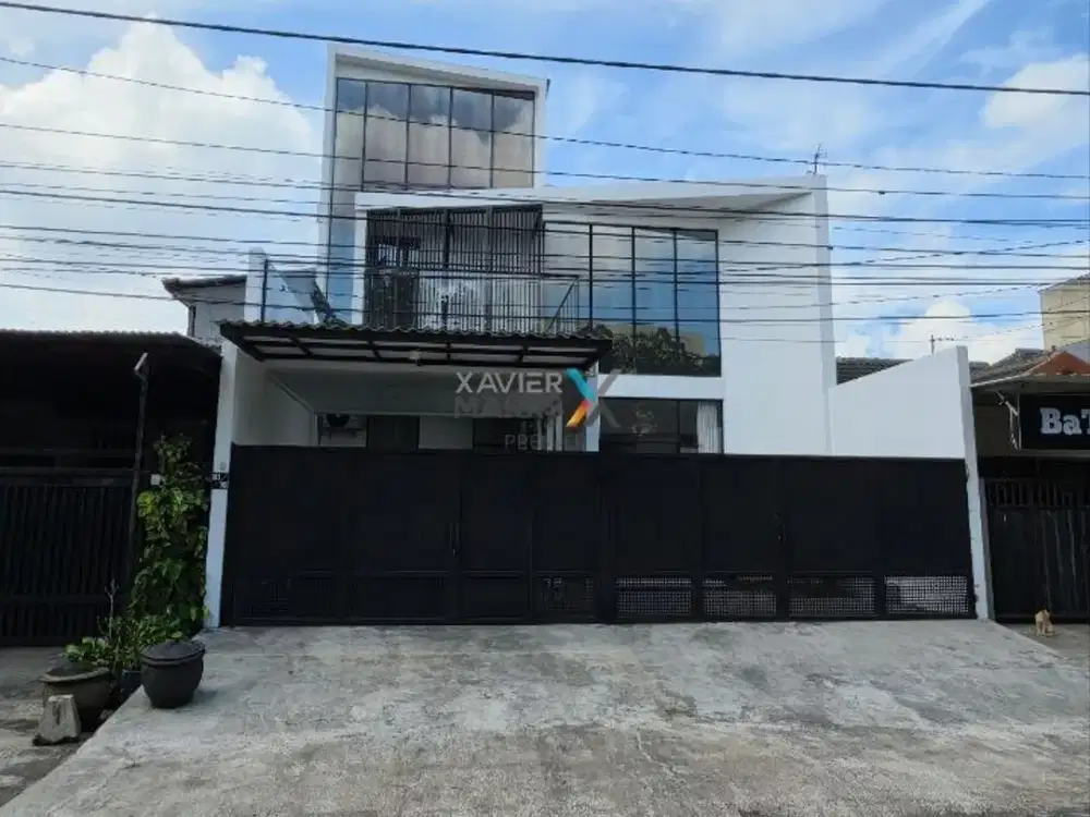 Rumah Premium Full Furnished di Raya Dirgantara, Sawojajar, Malang