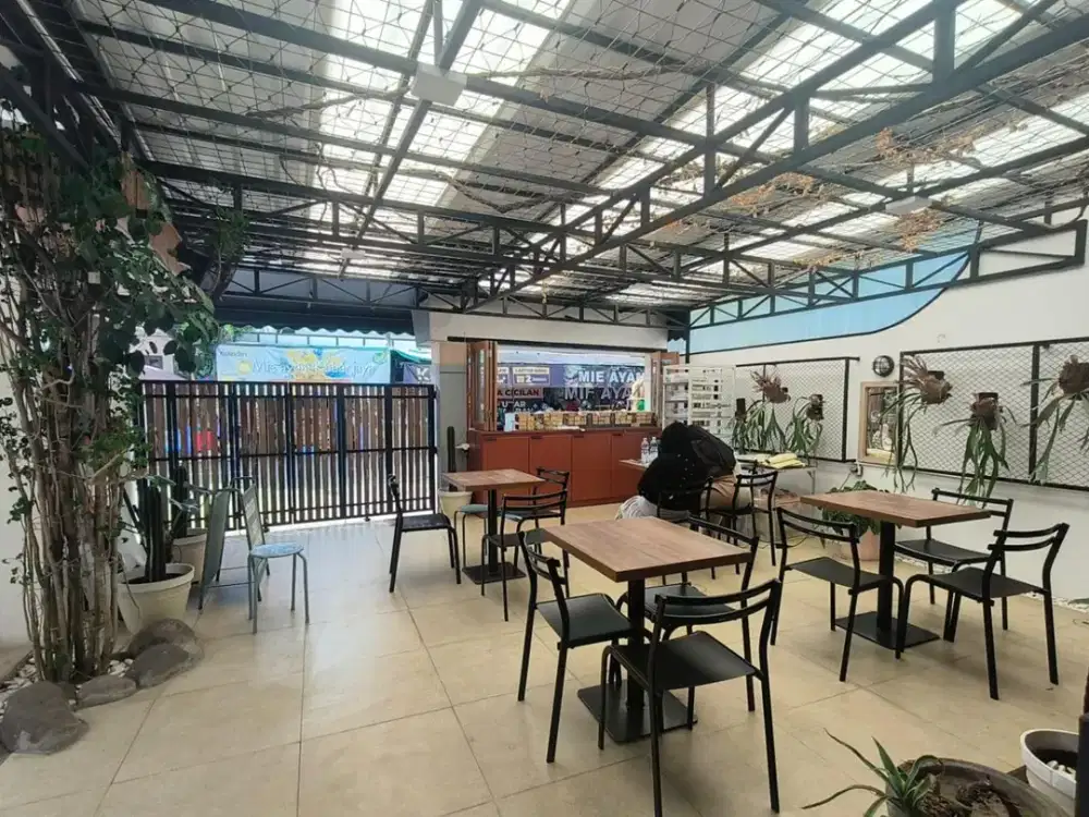Rumah Komersial Premium Ada Kolam Renang di Kotabaru, Yogyakarta