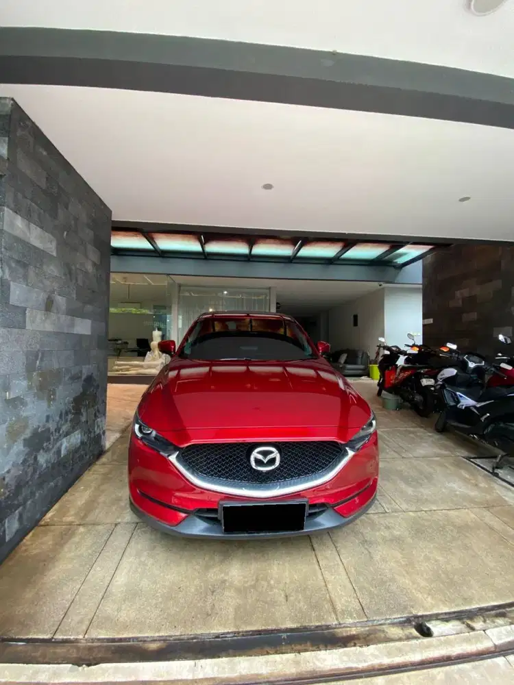 Mobil Mazda CX-5 tahun 2021