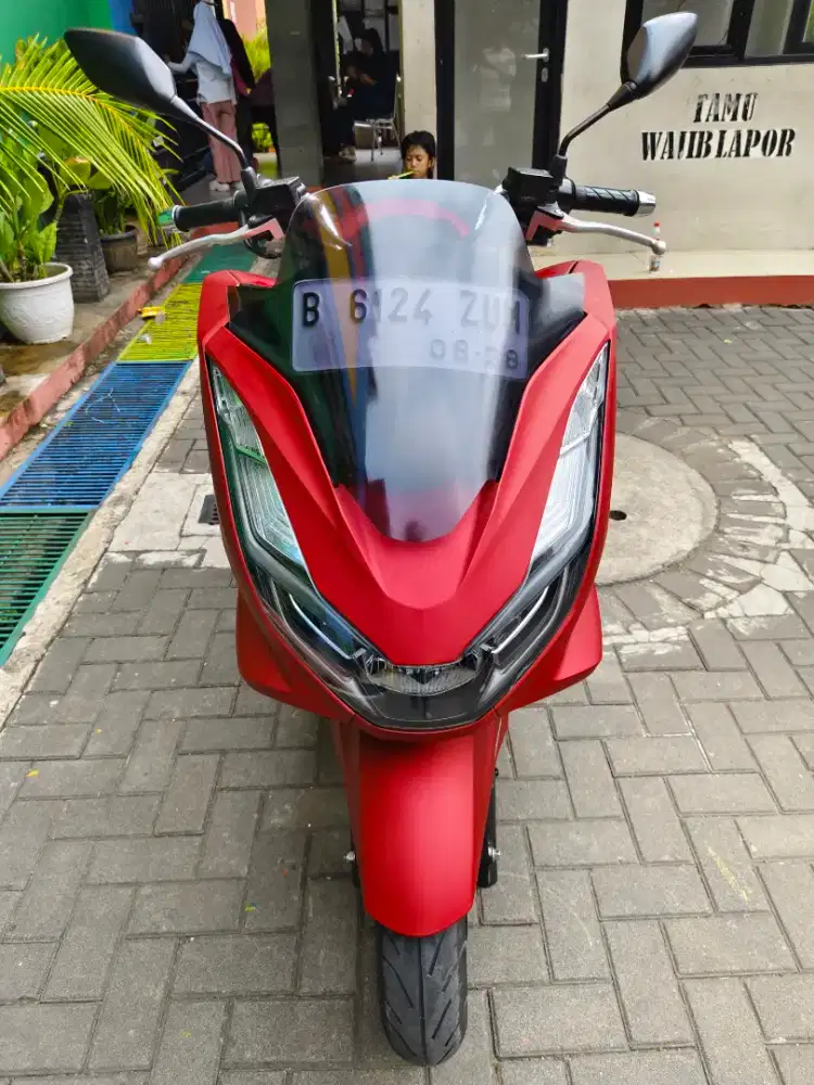 Honda PCX 160 ABS tahun 2023 pajak hidup