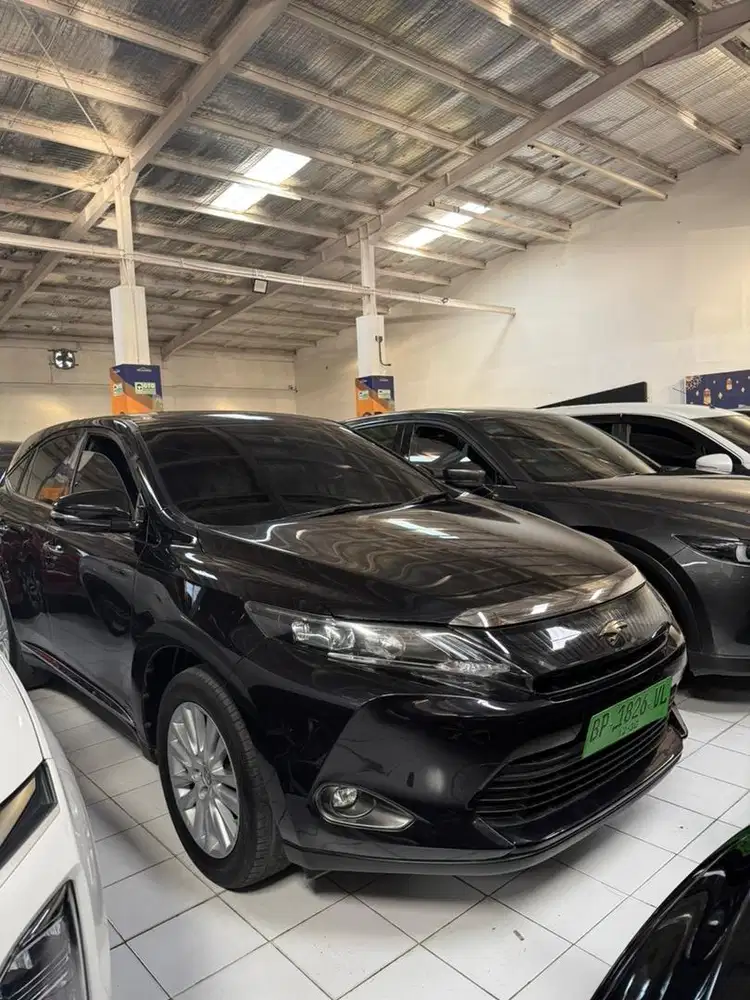 TOYOTA HARRIER AT 2015