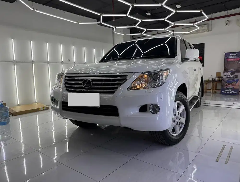Lexus Lx570 4WD Airsuspension 2010 NIK 2009