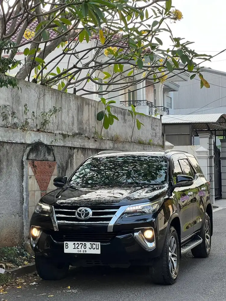 Toyota Fortuner VRZ KM 80rb Full Original