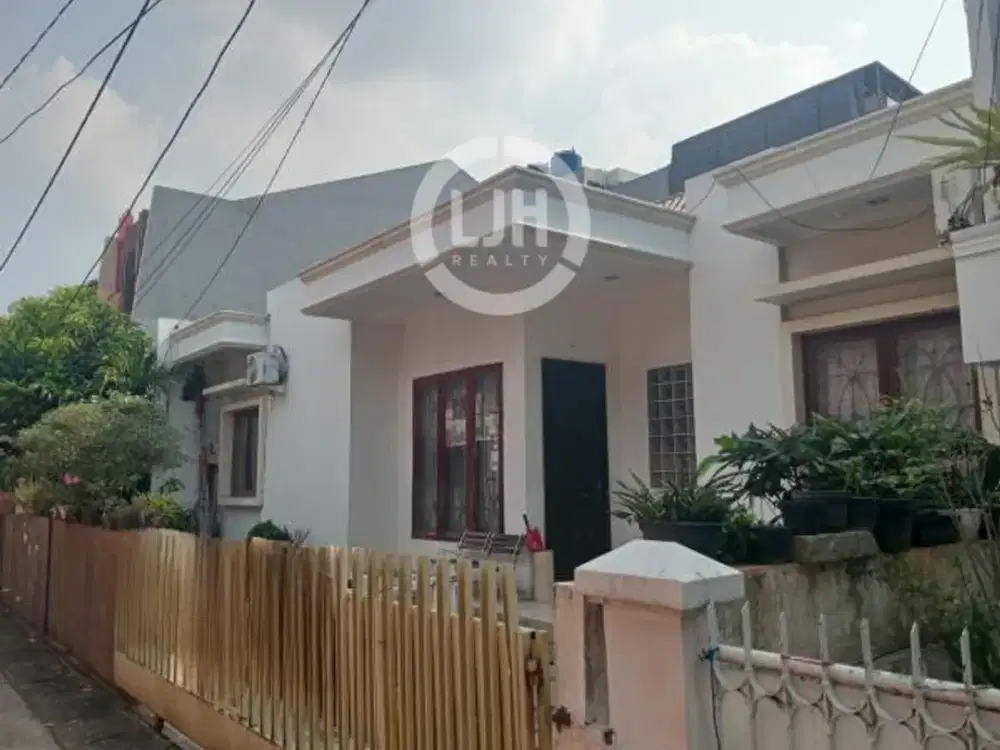 Rumah Dijual di BCS Kelapa Gading Jakarta Utara 3KT