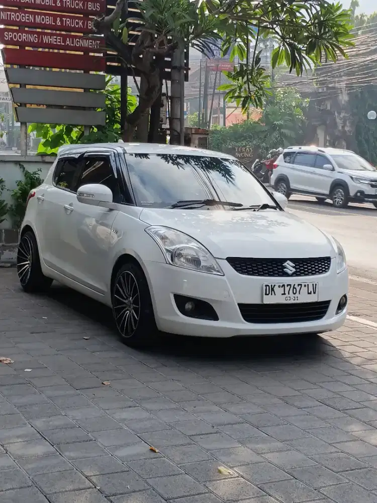 SWIFT GX MATIC FACELIFT 2015 ASLI BALI SIAP PAKAI