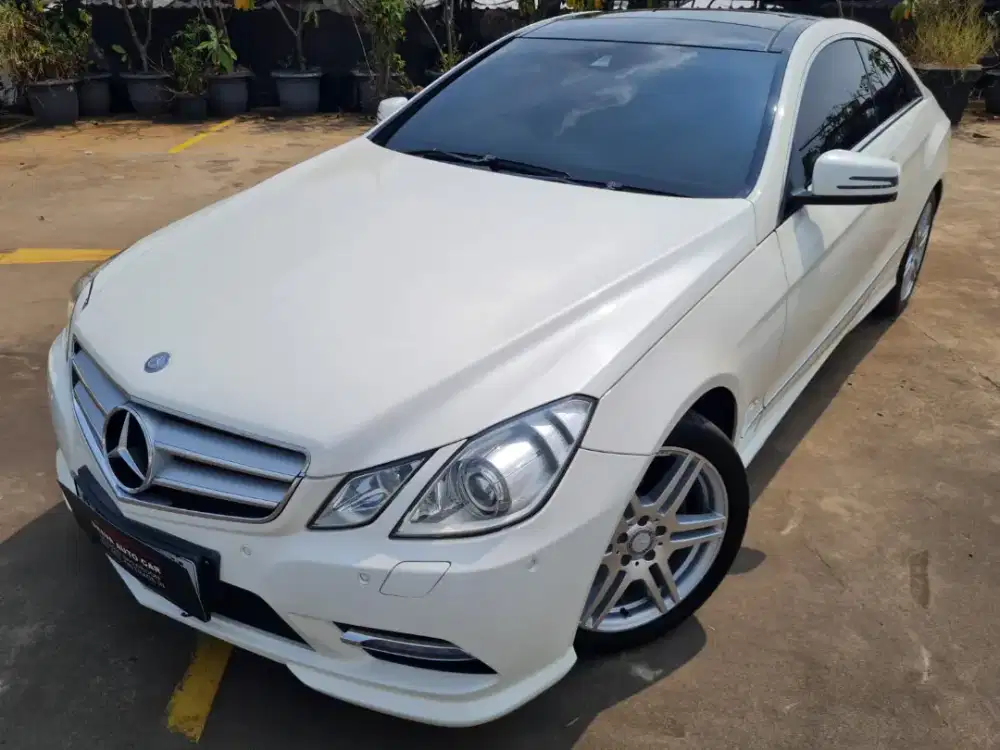 E Coupe E250 Coupe 2013. Nik 2012