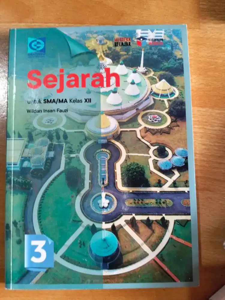 Buku Sejarah kls 12