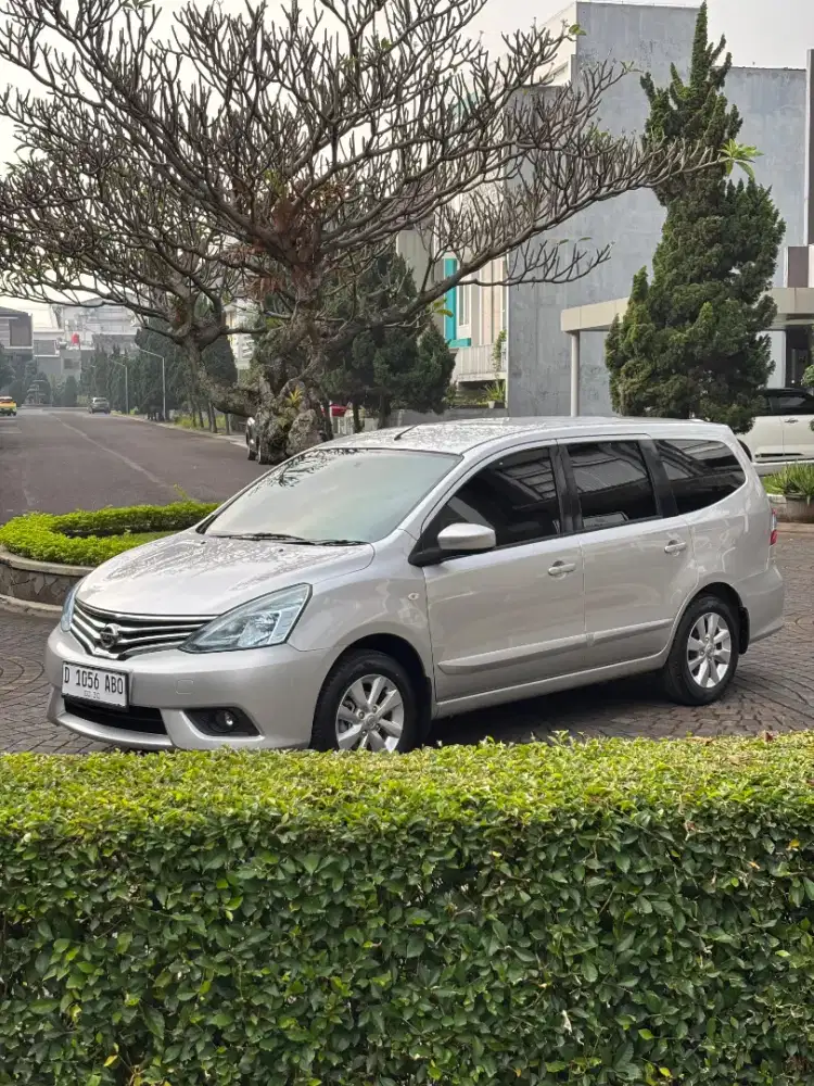 GRAND LIVINA XV A/T 2013 TERAWAT ISTIMEWA