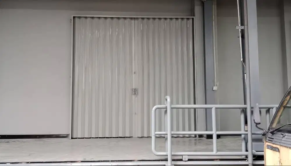 Gerbang Pintu Gudang Kantor Ruko Minimarket dan Bengkel Folding Gate