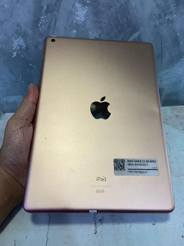 Second IPAD (GNERASI ke 8) 32gb Rose Gold IBOX Sebatangkara Mantapp
