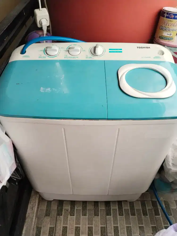 Mesin cuci merek toshiba