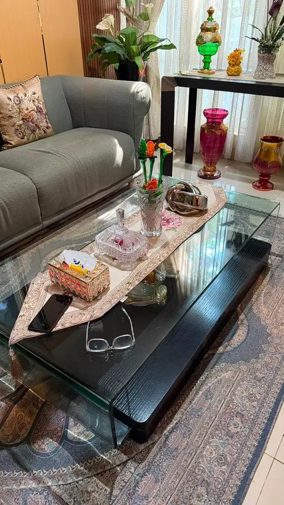 Dijual meja ruang tamu
