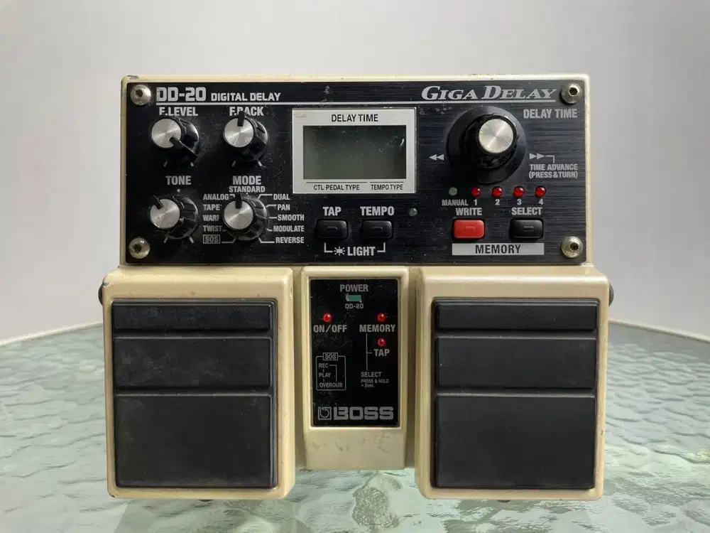Efek Gitar Delay Boss DD20 Digital Delay