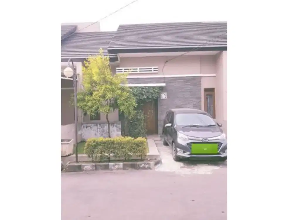 rumah terawat di cluster pasteur gunung batu.