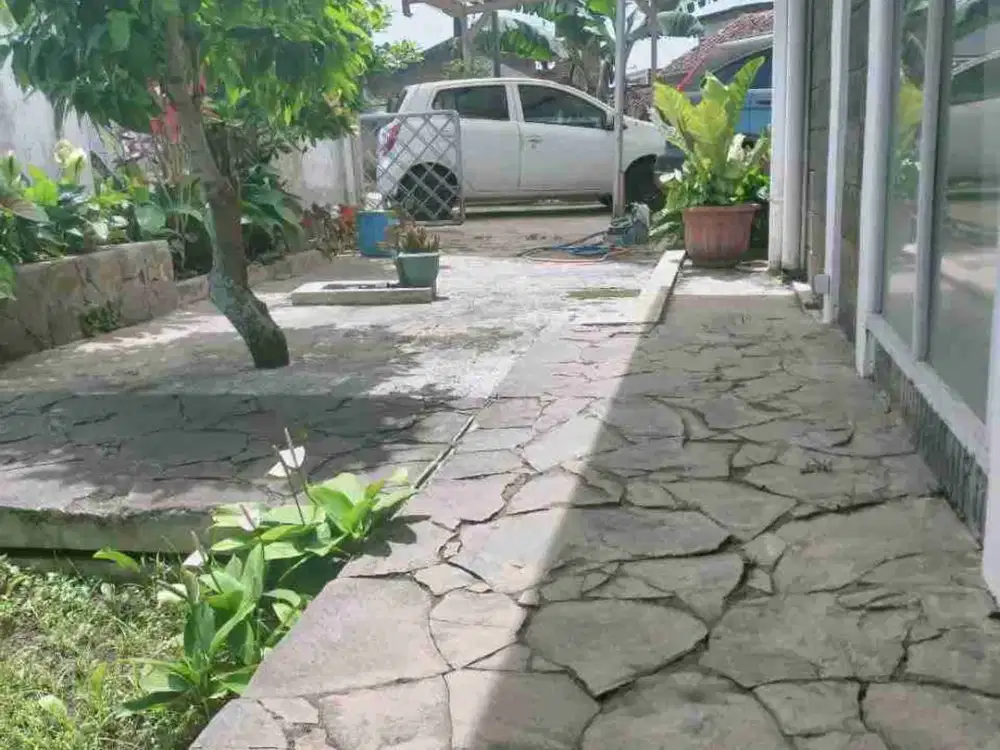 rumah luas331m di dago bandung utara