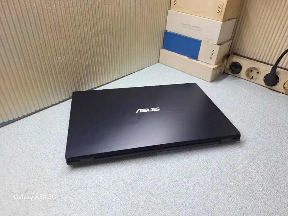 Asus VivoBook E410MA