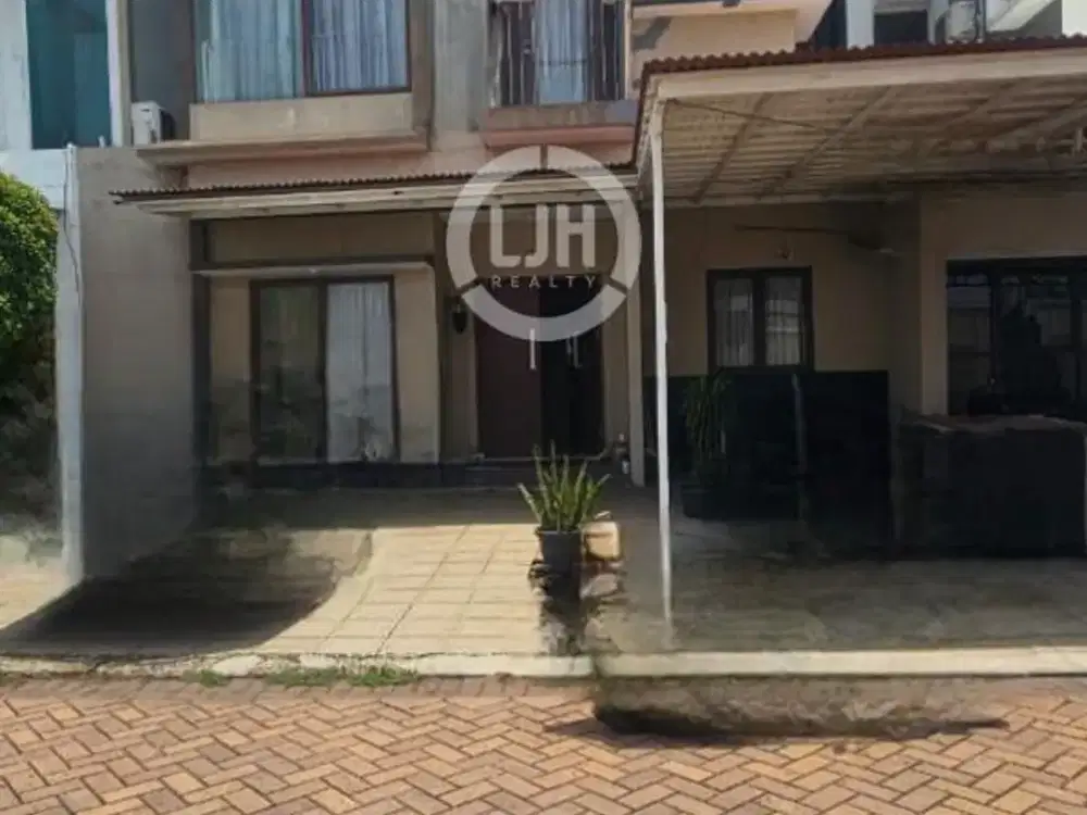 Rumah 2 Lantai Bebas Banjir di JGC Cluster Cassia, Cakung, Jakarta Timur