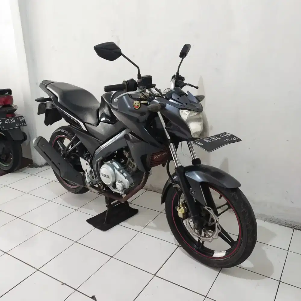Yamaha Vixion KS 2014 Lengkap Bagus Mesin Aluss