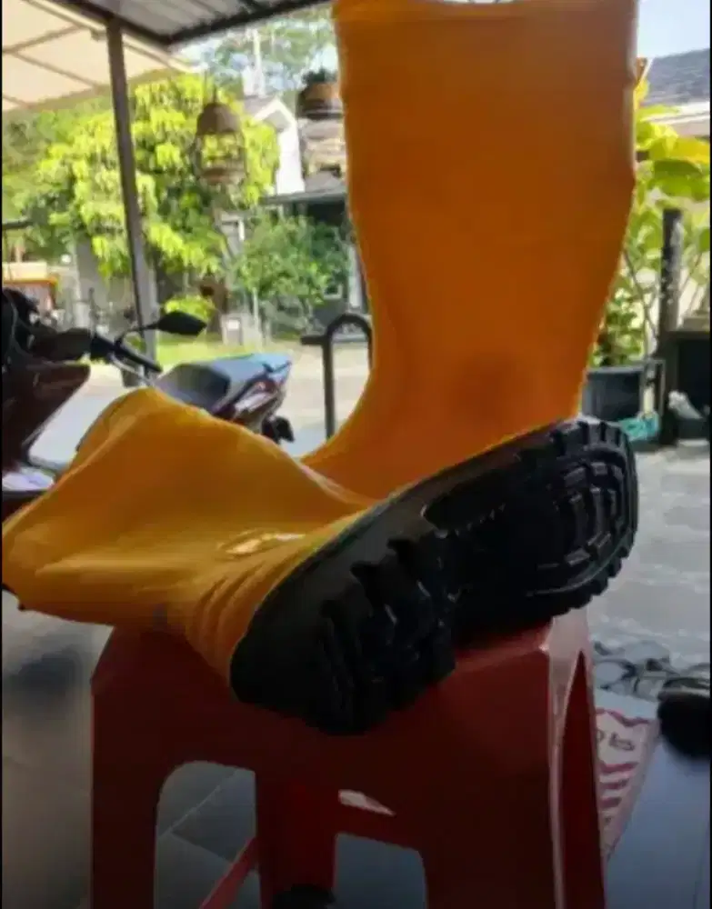 Sepatu boots AP size 45 tebal & kuat , nego
