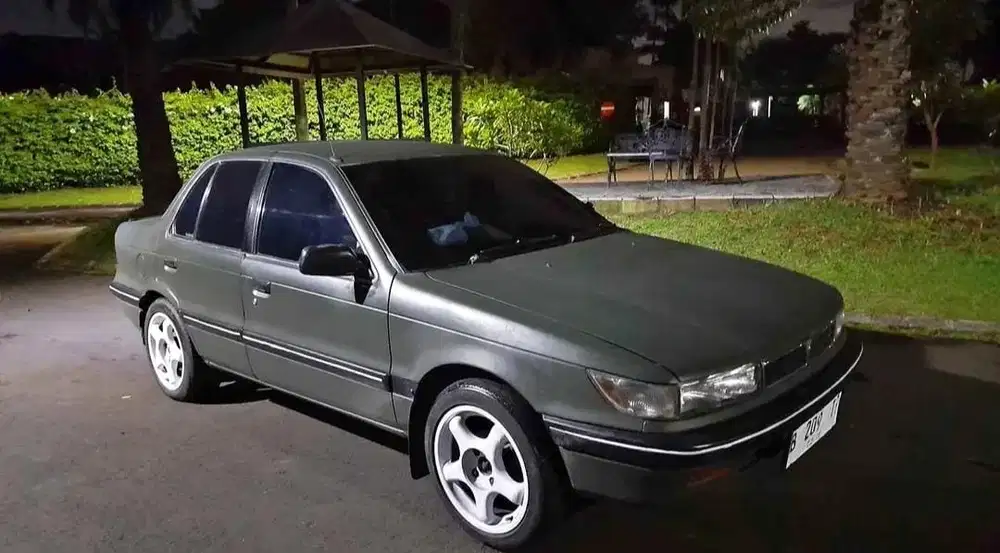 Mitsubishi Lancer 1991 Bensin