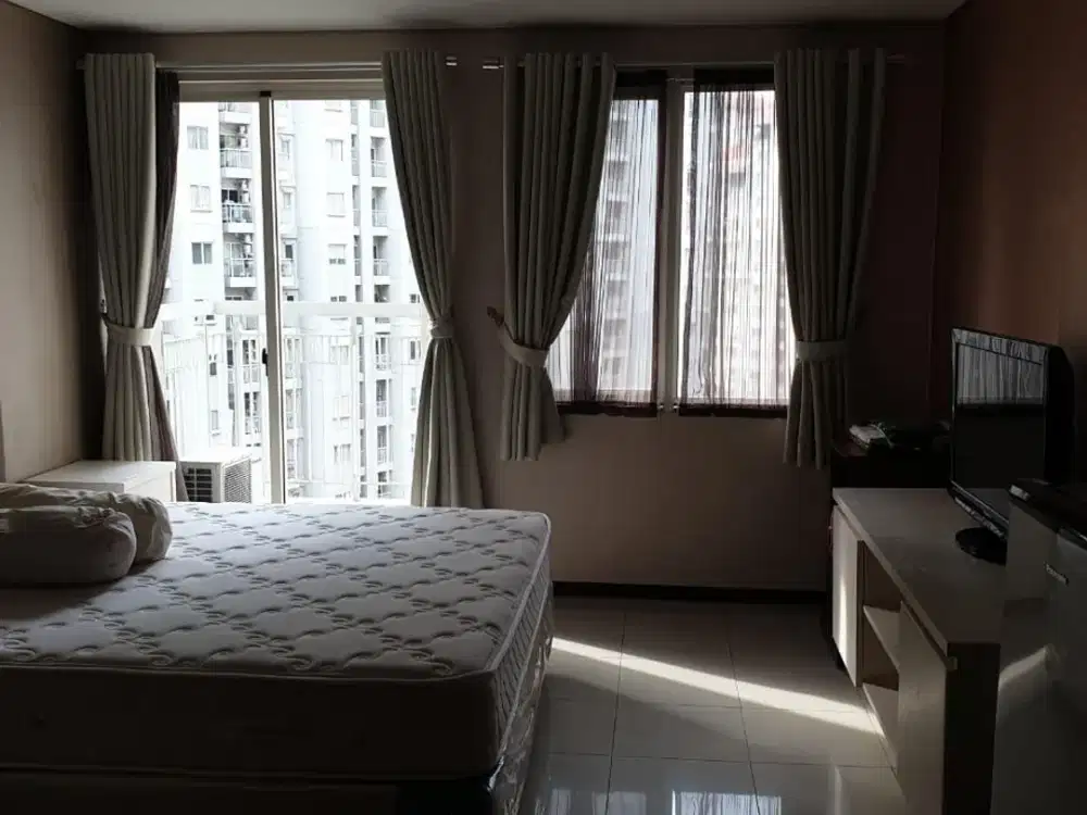Sewa Apartemen Royal Mediterania Garden Full Furnished