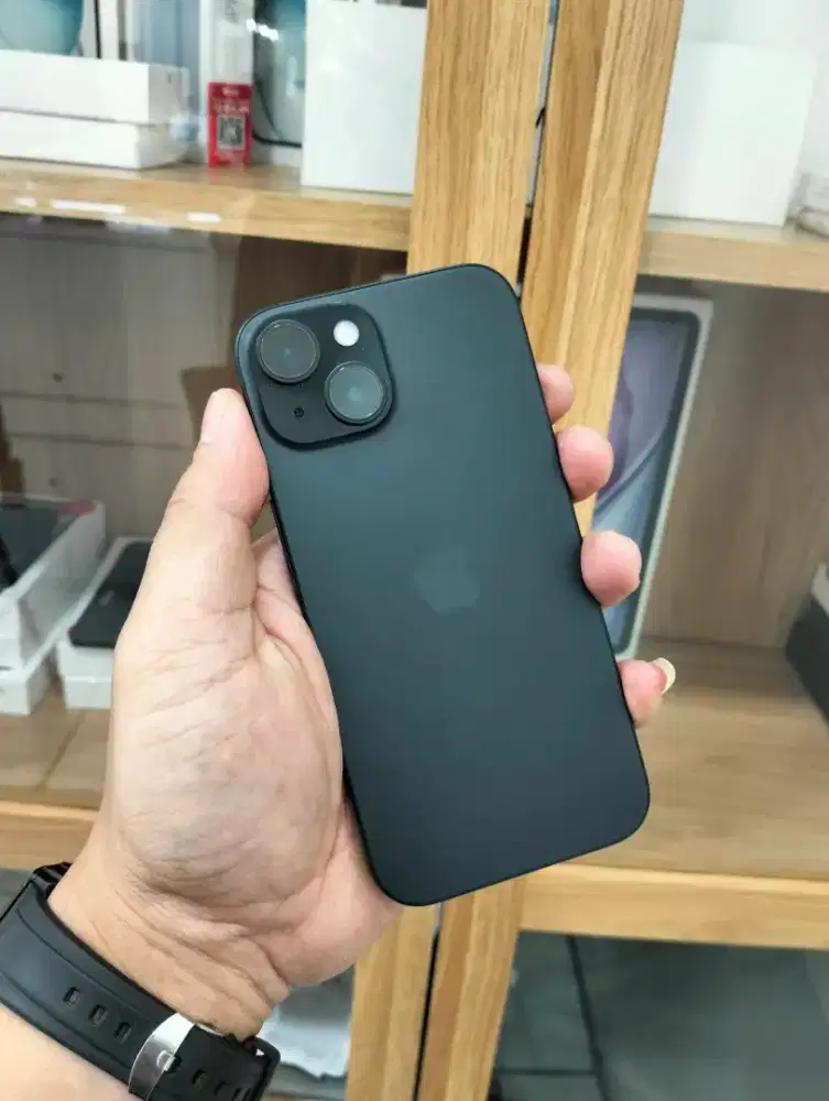 iPhone 15 Basic 128Gb PA/A, Black