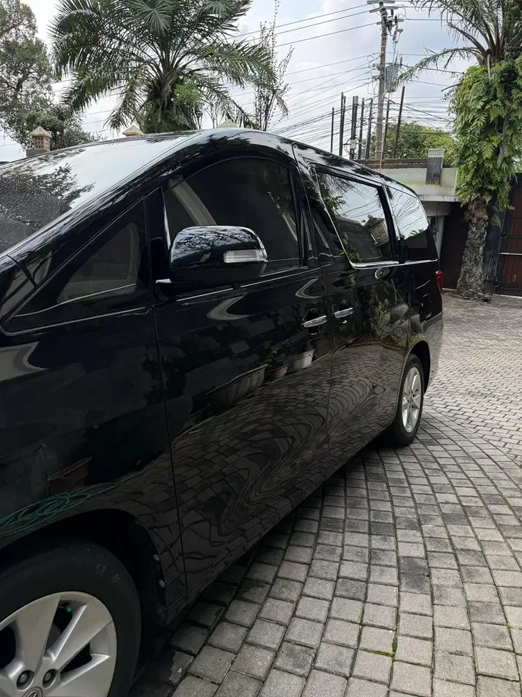 Toyota Alphard 2.4G 2012 Tangan 1