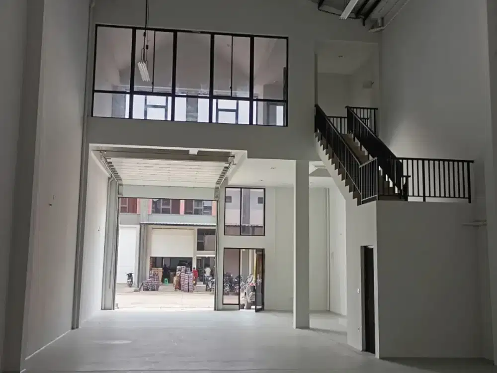 Di Sewakan Gudang bizzpark pik 2