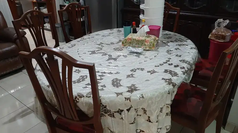 JUAL CEPAT meja makan  JATI