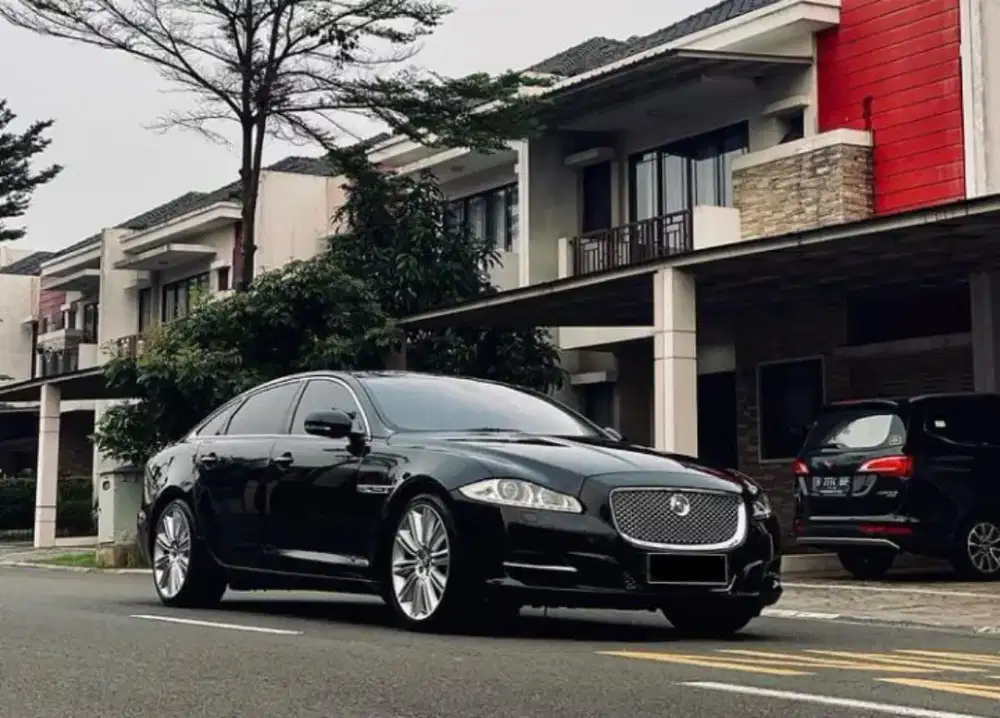 Di Jual XJL 5.0 2010 LIMITED