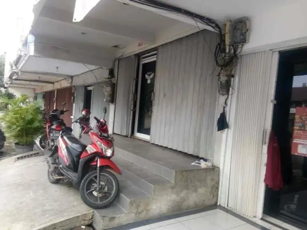 Dijual cepat ruko 2,5 lantai sudah renov & tinggi dari jalan siap usaha di kelapa gading jakarta utara