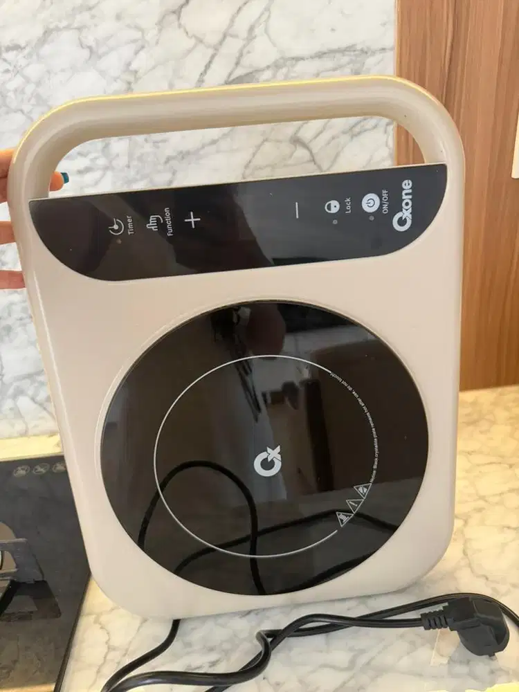 Kompor listrik induksi portabel