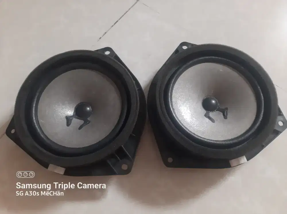 Speaker mobil 6 inc